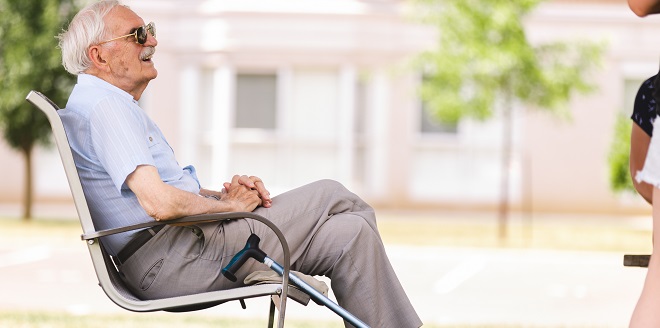 Difference Between Retirement Communities & Long Term Care